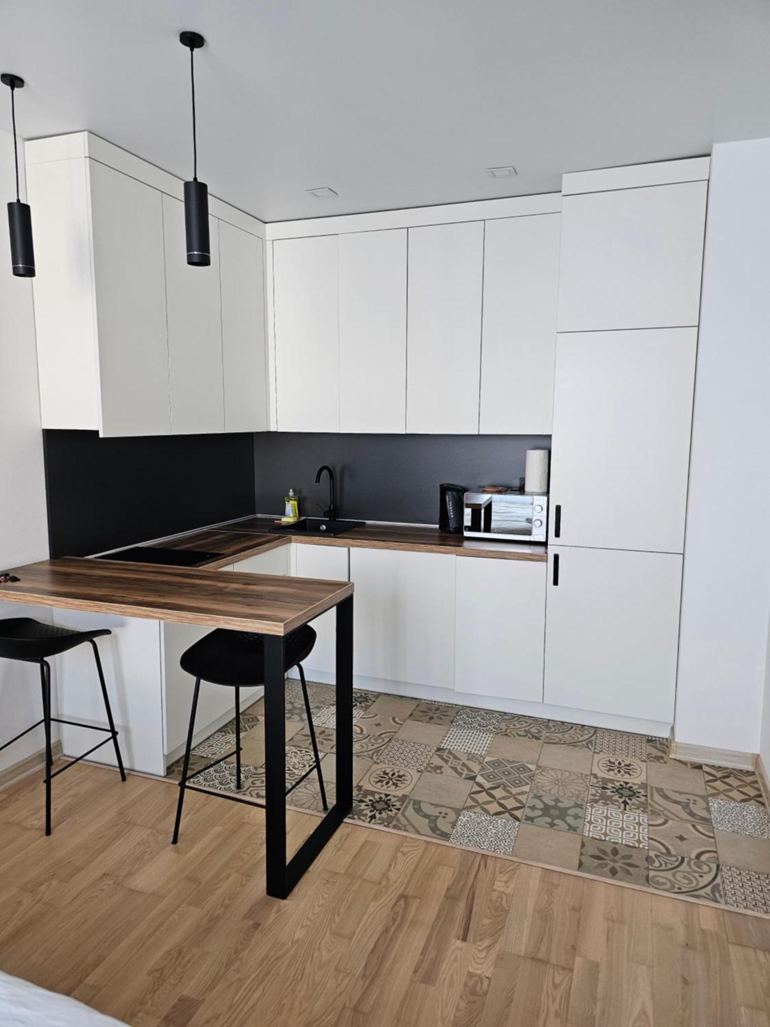 Nyvky Like Home - Studio - Apt 35 Kiev Extérieur photo